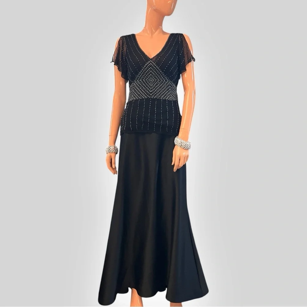 NEIMAN MARCUS Satin Maxi Evening Skirt Petite